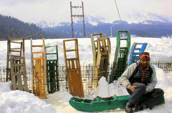 Ice Skiing In Manali