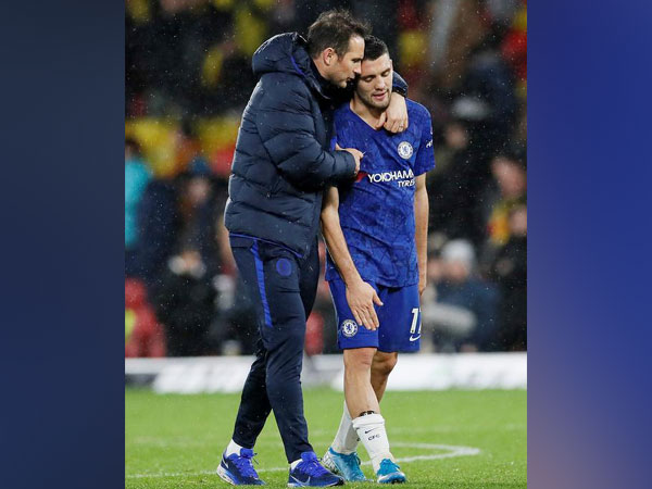 Chelsea manager Frank Lampard with Mateo Kovacic