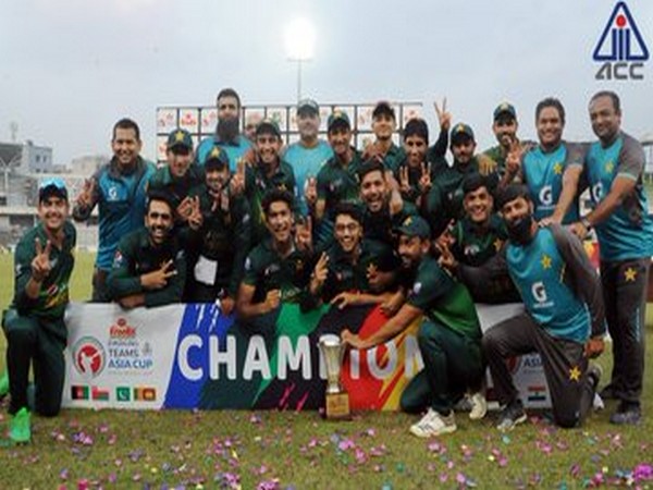 Pakistan team after winning the ACC Emerging Teams Asia Cup 2019. (Photo/Pakistan Cricket Twitter)