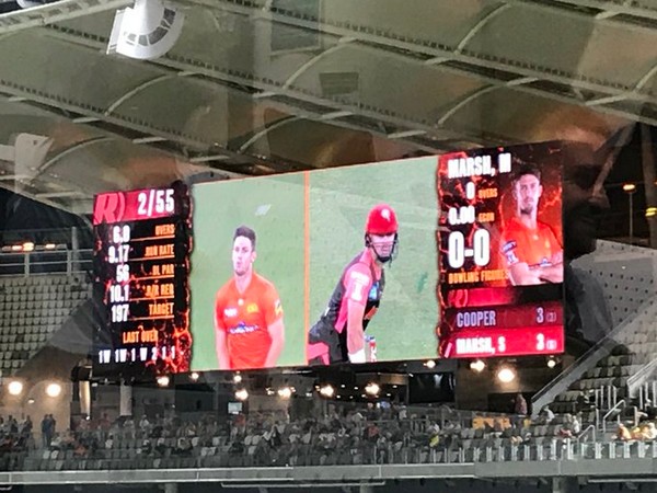 Match between Perth Scorchers and Melbourne Renegades (Photo/ Perth Scorchers Twitter)
