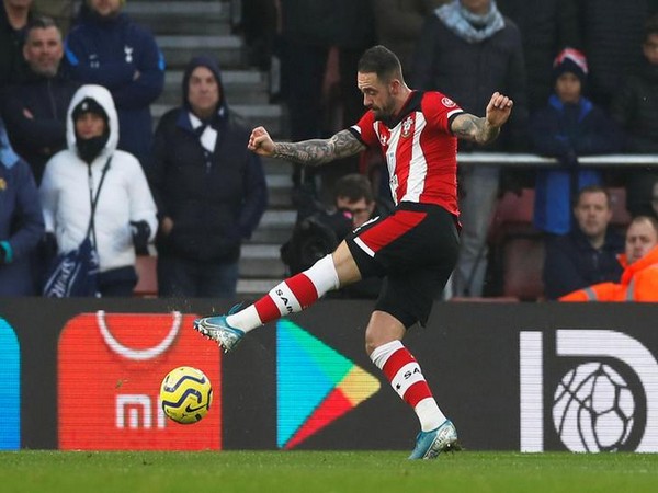 Southampton's Danny Ings in action against Tottenham Hotspur.