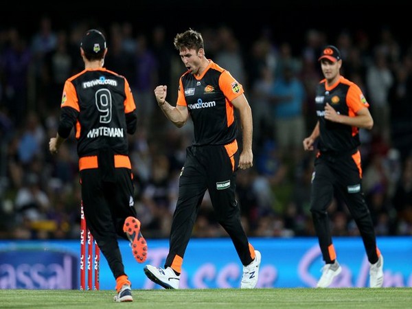 Perth Scorchers players celebrating after the victory over Hobart Hurricanes. (Photo/Perth Scorchers Twitter)  