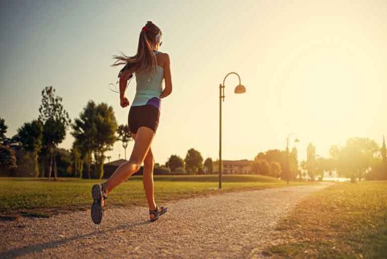Why Jogging Everyday Can Keep You Fit And Healthy