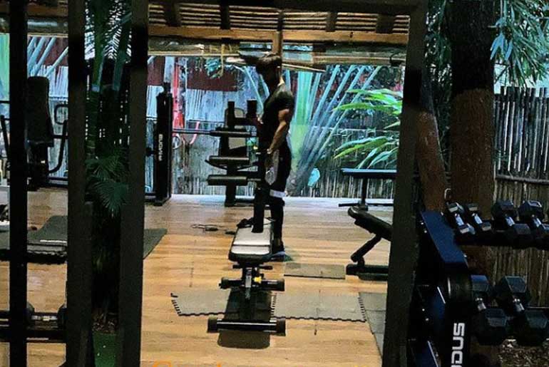 Shahid Kapoor workout