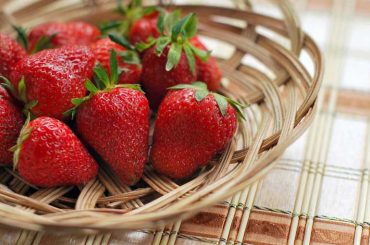 New Study Suggests Strawberry Consumption Could Enhance Cognitive Function in Older Adults