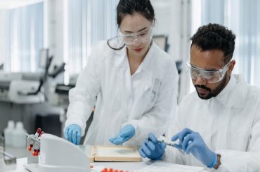 Unlocking the Secrets of Early Pancreas Cells: A Study in Behavior