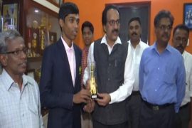 Praggnan On Ground, Pragyan On Moon: ISRO Chief Meets R Praggnanandhaa