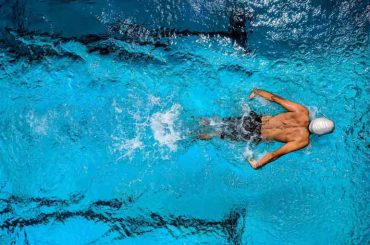 Exploring the Benefits of Swimming and Tips for Getting Started and Improving Your Skills