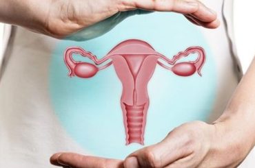 Managing PCOS Hormonal Imbalances: Herbal Teas for Symptom Relief