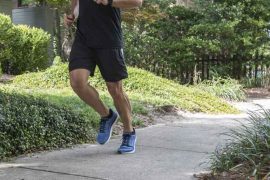 Choosing the Right Athletic Shoes for Comfort, Performance, and Injury Prevention