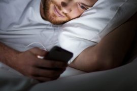 Study Finds Social Media Negatively Impacts Sleep Patterns