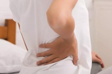 Exploring the Connection: Body Pain in Women Linked to Belly Fat!