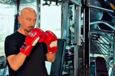 Roshan Dazzles with a Vigorous Weightlifting and Boxing Workout