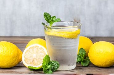 AIIMS Expert Ranks Top Beverages for Women’s Gut Health — From Lemon Water to Green Tea