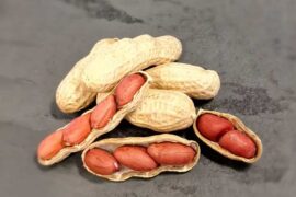 Peanuts: The High-Protein Snack That Aids in Losing Weight