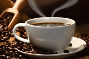 Unexpected Ways Your Body Responds to Hot Coffee vs. Cold Coffee This Winter